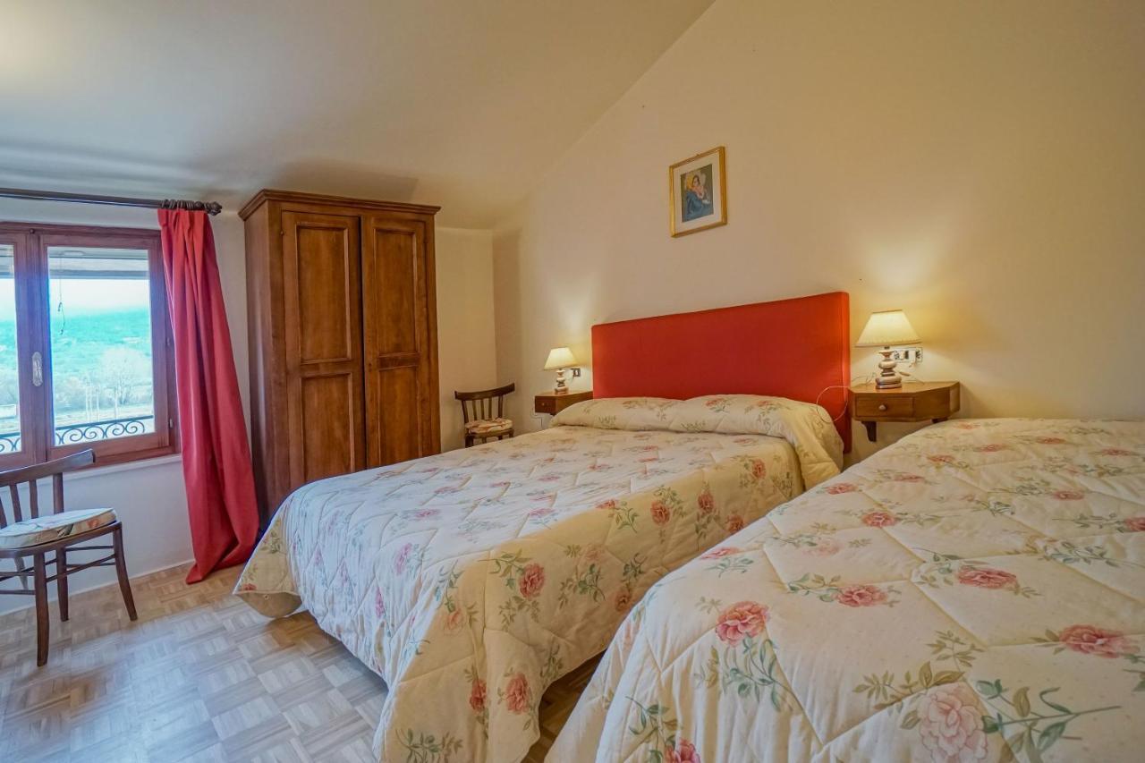 Il Quercione Agriturismo Rivotorto Kültér fotó