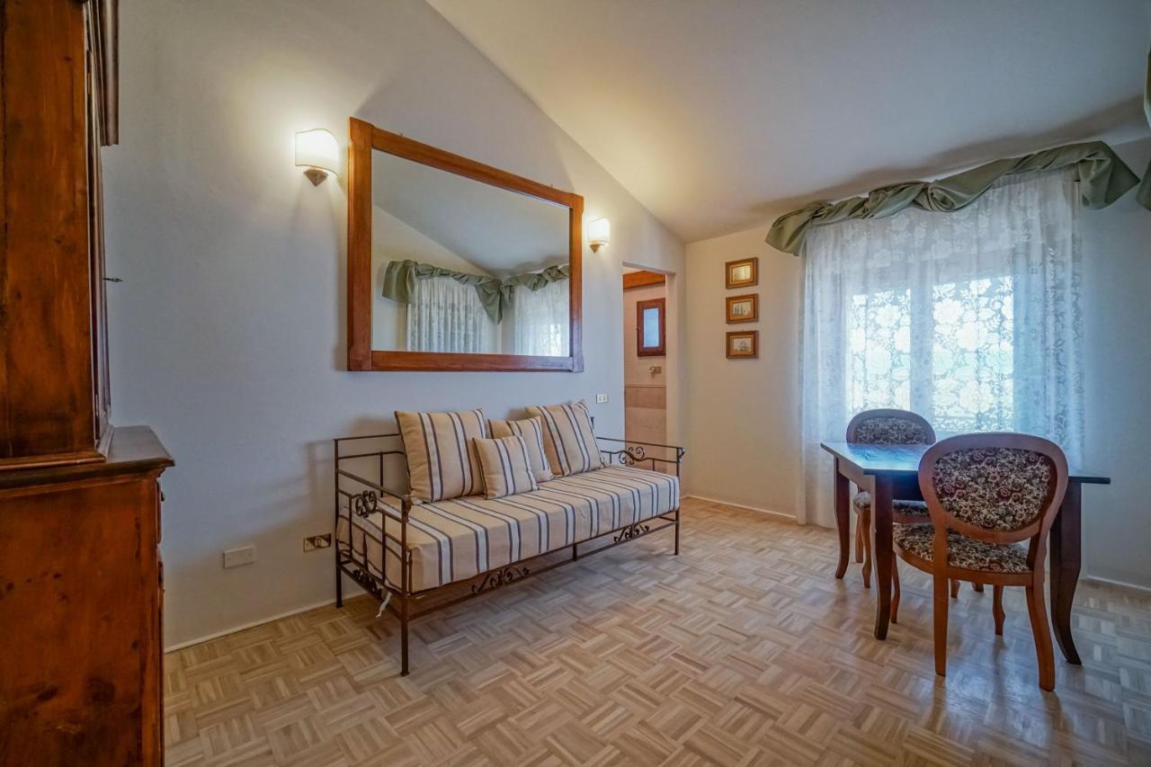 Il Quercione Agriturismo Rivotorto Kültér fotó